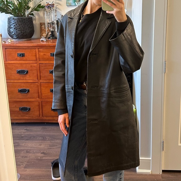 [SOLD] Vintage Black Genuine Leather Jacket - Picture 5 of 9